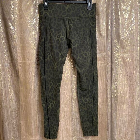 Victoria’s Secret Pink Ultimate Women’s Medium Animal Print Green Black Leggings - Picture 2 of 5